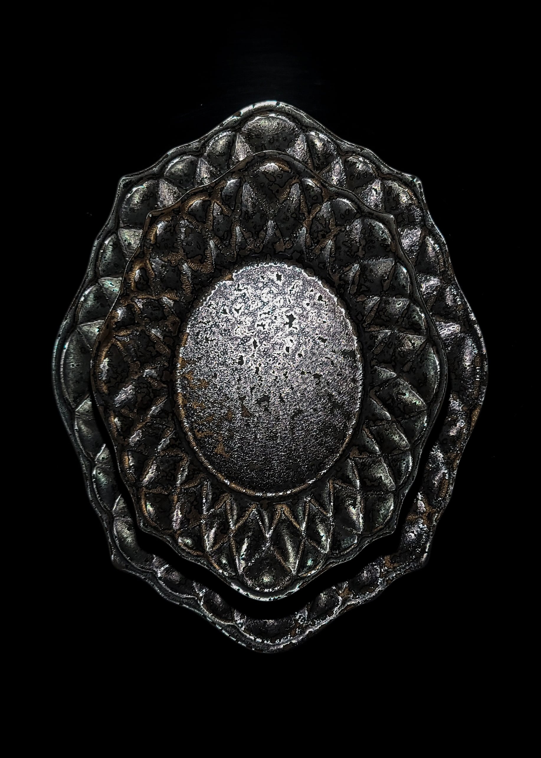 cushion plate -黒煌- L