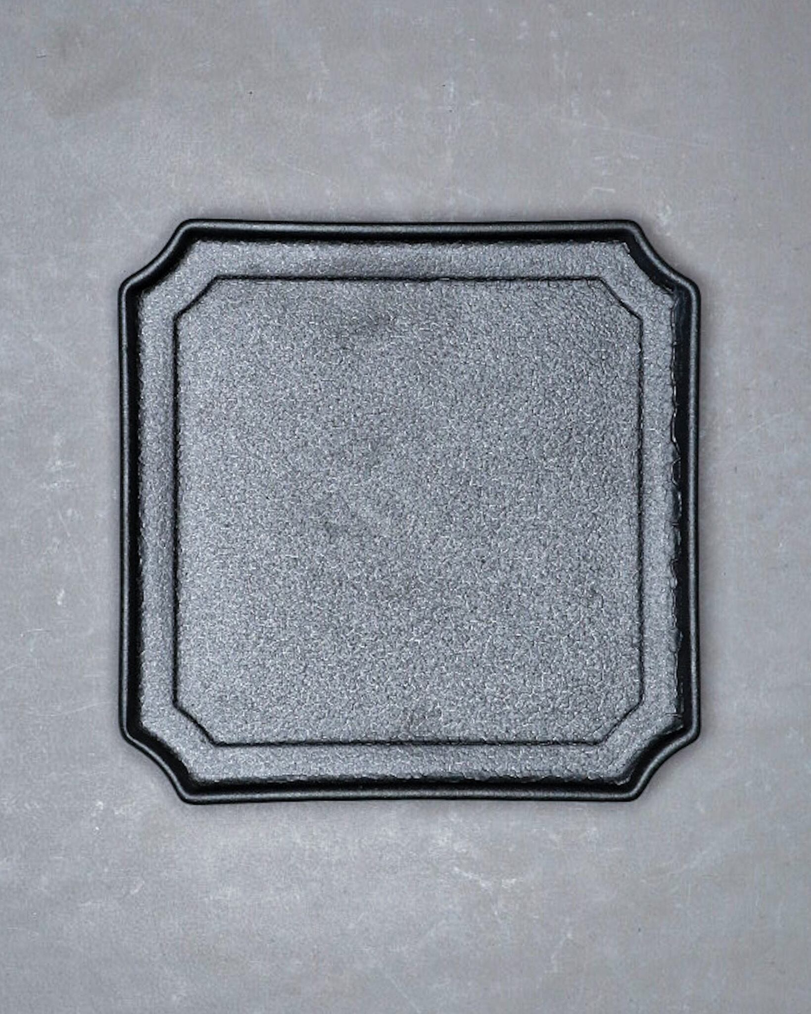 G-E-N sumikiri plate M -kawa-